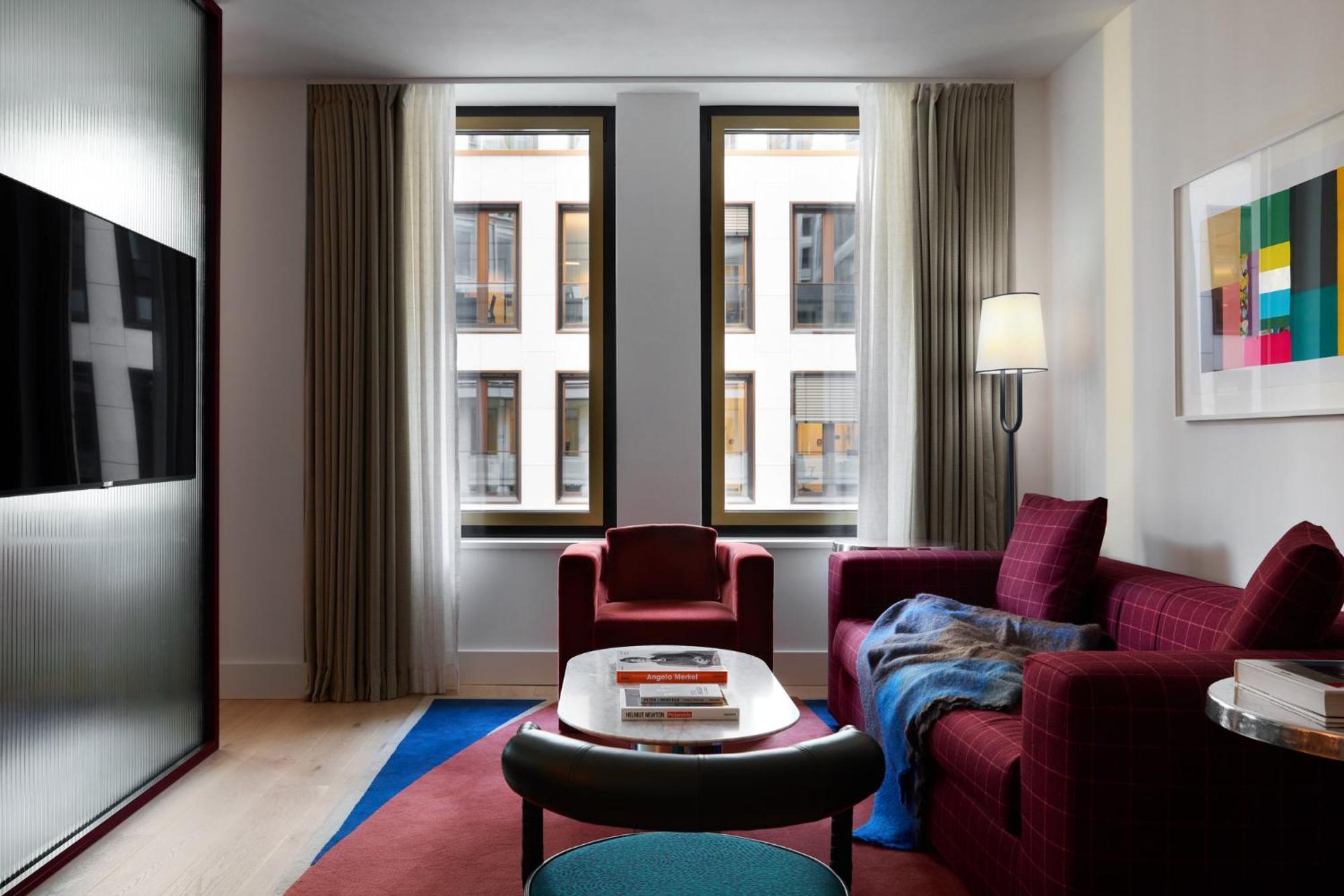 Kimpton Main Frankfurt By Ihg Hotel Frankfurt am Main Exterior photo
